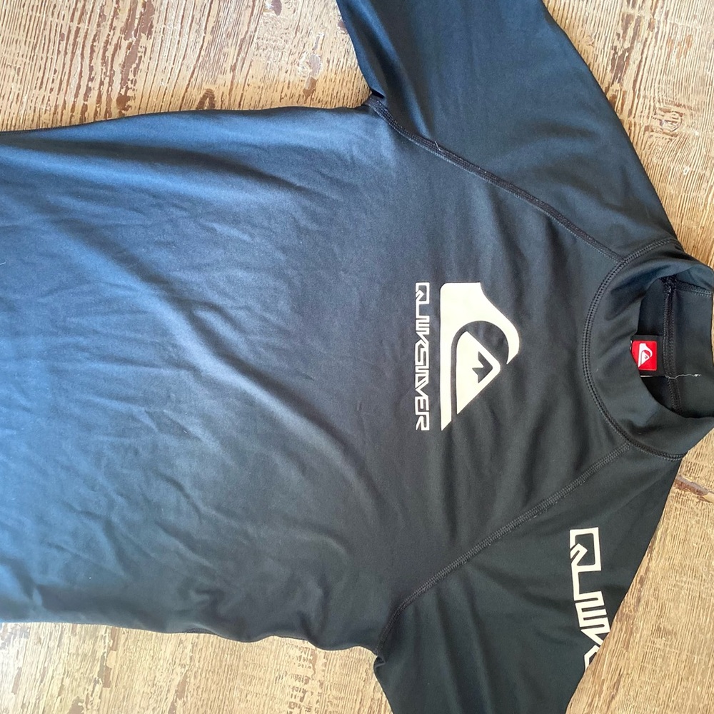 Quicksilver Unisex Large Rashguard